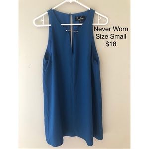 Lulu’s Teal V-Neck Shift Dress